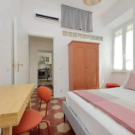 Ych-grazioso Bilocale Vicino Al Vaticano Apartament Rzym